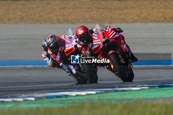 26/10/2024 - Sprint Race for PT Thailand Grand Prix of MotoGP at Chang International Circuit. October 26, 2024 In picture: Jorge Martin , Francesco Bagnaia and Marc Marquez Carrera al Sprint del Gran Premio de MotoGP de Thailandia en el Circuito Internacional de Chang. 26 de Octubre de 2024 POOL/ MotoGP.com / Cordon Press Images will be for editorial use only. Mandatory credit: ?MotoGP.com Cordon Press Cordon Press Cordon Press - SPRINT RACE MOTOGP THAILAND GRAND PRIX - MOTOGP - MOTORI