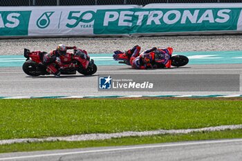 2024-11-01 - Free practice for Petronas Grand Prix of Malaysia of MotoGP at Sepang Circuit. November 01 2024 In picture: Jorge Martin and Pedro Acosta Entrenamientos libres del Gran Premio de MotoGP de Malasia en el Circuito Internacional de Sepang. 01 de Noviembre de 2024 POOL/ MotoGP.com / Cordon Press Images will be for editorial use only. Mandatory credit: ?MotoGP.com Cordon Press - FREE PRACTICE MOTOGP GRAND PRIX OF MALAYSIA - MOTOGP - MOTORS