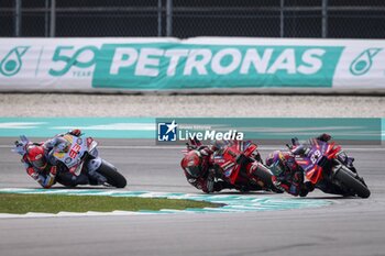 2024-11-02 - Sprint Race of Petronas Grand Prix of Malaysia of MotoGP at Sepang Circuit. November 02 2024 In picture: Jorge Martin, Francesco Bagnaia and Marc Marquez Carrera al Sprint del Gran Premio de MotoGP de Malasia en el Circuito Internacional de Sepang. 02 de Noviembre de 2024 POOL/ MotoGP.com / Cordon Press Images will be for editorial use only. Mandatory credit: ?MotoGP.com Cordon Press - SPRINT RACE MOTOGP GRAND PRIX OF MALAYSIA - MOTOGP - MOTORS