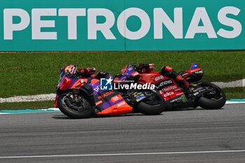 2024-11-03 - Races of Petronas Grand Prix of Malaysia of MotoGP at Sepang Circuit. November 03 2024 In picture: Francesco Bagnaia and Jorge Martin Carreras del Gran Premio de MotoGP de Malasia en el Circuito Internacional de Sepang. 03 de Noviembre de 2024 POOL/ MotoGP.com / Cordon Press Images will be for editorial use only. Mandatory credit: ?MotoGP.com Cordon Press - RACES MOTOGP GRAND PRIX OF MALAYSIA - MOTOGP - MOTORS