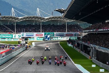 2024-11-03 - Races of Petronas Grand Prix of Malaysia of MotoGP at Sepang Circuit. November 03 2024 In picture: start race Carreras del Gran Premio de MotoGP de Malasia en el Circuito Internacional de Sepang. 03 de Noviembre de 2024 POOL/ MotoGP.com / Cordon Press Images will be for editorial use only. Mandatory credit: ?MotoGP.com Cordon Press - RACES MOTOGP GRAND PRIX OF MALAYSIA - MOTOGP - MOTORS