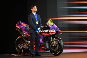 17/11/2024 - The 2024 MotoGP? Awards took place on Sunday night in Barcelona as we witnessed this season?s Champions collect their medals at the Museu Nacional d'Art de Catalunya, Barcelona, Spain 17 November 2024. In picture: Jorge Martin El domingo por la noche se celebraron los premios MotoGP? 2024 en Barcelona, ??donde pudimos ver a los campeones de esta temporada recoger sus medallas en el Museu Nacional d'Art de Catalunya, Barcelona, ??Espa?a, 17 de noviembre de 2024 POOL/ MotoGP.com / Cordon Press Images will be for editorial use only. Mandatory credit: ?MotoGP.com Cordon Press *** Local Caption *** MotoGP? Awards Champions collect their medals - MOTOGP AWARDS CHAMPIONS COLLECT THEIR MEDALS - MOTOGP - MOTORI