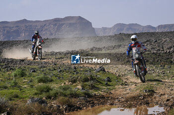 2024-01-06 - 80 AZINHAIS Alexandre (pra), Club Aventura Touareg, KTM, Moto, action during the Stage 1 of the Dakar 2024 on January 6, 2024 between Al-Ula and Al Henakiyah, Saudi Arabia - DAKAR 2024 - STAGE 1 - RALLY - MOTORS