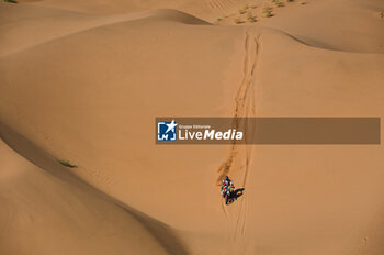 2024-01-08 - 14 BUHLER Sebastian (ger), Hero Motorsports Team Rally, Hero, Motul, Moto, FIM W2RC, action during the Stage 3 of the Dakar 2024 on January 8, 2024 between Al Duwadimi and Al Salamiya, Saudi Arabia - DAKAR 2024 - STAGE 3 - RALLY - MOTORS