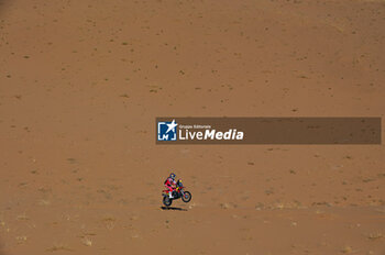 2024-01-08 - 05 SANDERS Daniel (aus), Red Bull GasGas Factory Racing, GasGas, Moto, action during the Stage 3 of the Dakar 2024 on January 8, 2024 between Al Duwadimi and Al Salamiya, Saudi Arabia - DAKAR 2024 - STAGE 3 - RALLY - MOTORS