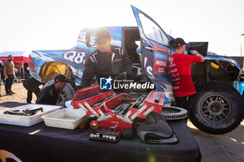 2024-01-08 - 229 BAUD Lionel (fra), BAUD Lucie (fra), Overdrive Racing, Toyota Hilux, FIA Ultimate, FIA W2RC, during the Stage 3 of the Dakar 2024 on January 8, 2024 between Al Duwadimi and Al Salamiya, Saudi Arabia - DAKAR 2024 - STAGE 3 - RALLY - MOTORS