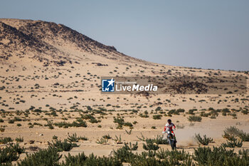 2024-01-09 - 16 DUMONTIER Romain (fra), Team Dumontier Racing, Husqvarna, Moto, FIM W2RC, action during the Stage 4 of the Dakar 2024 on January 9, 2024 between Al Salamiya and Al-Hofuf, Saudi Arabia - DAKAR 2024 - STAGE 4 - RALLY - MOTORS