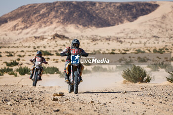 2024-01-09 - 131 FABRE Anthony (fra), Team ARF, KTM, Moto, Originals by Motul, action during the Stage 4 of the Dakar 2024 on January 9, 2024 between Al Salamiya and Al-Hofuf, Saudi Arabia - DAKAR 2024 - STAGE 4 - RALLY - MOTORS