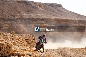 2024-01-09 - 57 MONTANARI Tommaso (ita), Fantic Racing Rally Team, Fantic, Moto, action during the Stage 4 of the Dakar 2024 on January 9, 2024 between Al Salamiya and Al-Hofuf, Saudi Arabia - DAKAR 2024 - STAGE 4 - RALLY - MOTORS