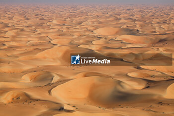 2024-01-10 - Landscape of sand dunes during the Stage 5 of the Dakar 2024 on January 10, 2024 between Al-Hofuf and Subaytah, Saudi Arabia - DAKAR 2024 - STAGE 5 - RALLY - MOTORS