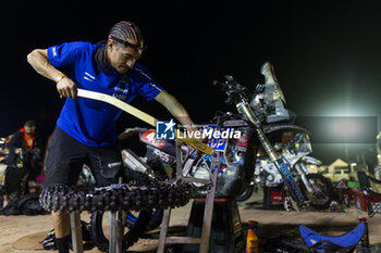 2024-01-10 - VEGA Javi (spa), Pont Grup - Yamaha, Yamaha, Moto, Originals by Motul, portrait during the Stage 5 of the Dakar 2024 on January 10, 2024 between Al-Hofuf and Subaytah, Saudi Arabia - DAKAR 2024 - STAGE 5 - RALLY - MOTORS
