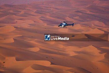 2024-01-11 - helicopter TV above the dunes, landscape, paysage, during the Stage 6 « 48 Hours Chrono » of the Dakar 2024 from January 11 to 12, 2024 around Subaytah, Saudi Arabia - DAKAR 2024 - 48 HOURS CHRONO - RALLY - MOTORS