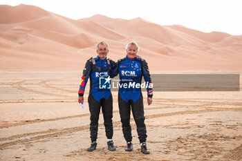 2024-01-11 - 236 CHABOT Ronan (fra), PILLOT Gilles (fra), Overdrive Racing, Toyota Hilux, FIA Ultimate, during the Stage 6 « 48 Hours Chrono » of the Dakar 2024 from January 11 to 12, 2024 around Subaytah, Saudi Arabia - DAKAR 2024 - 48 HOURS CHRONO - RALLY - MOTORS