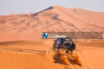 2024-01-12 - 236 CHABOT Ronan (fra), PILLOT Gilles (fra), Overdrive Racing, Toyota Hilux, FIA Ultimate, action during the Stage 6 « 48 Hours Chrono » of the Dakar 2024 from January 11 to 12, 2024 around Subaytah, Saudi Arabia - DAKAR 2024 - 48 HOURS CHRONO - RALLY - MOTORS