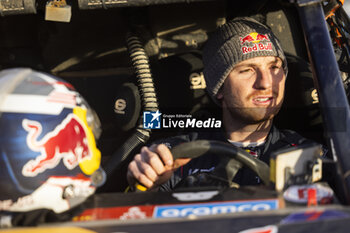 2024-01-15 - GUTHRIE Mitchell (usa), Red Bull Off-Road Junior Team USA by BFG, Taurus T3 Max, FIA Challenger, FIA W2RC, portrait during the Stage 8 of the Dakar 2024 on January 15, 2024 between Al Duwadimi and Hail, Saudi Arabia - DAKAR 2024 - STAGE 8 - RALLY - MOTORS