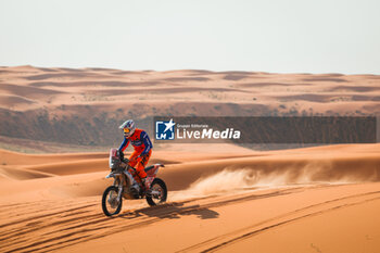 2024-01-15 - 112 MEONI Gioele (ita), Dakar 4 Dakar, KTM, Moto, Originals by Motul, action during the Stage 8 of the Dakar 2024 on January 15, 2024 between Al Duwadimi and Hail, Saudi Arabia - DAKAR 2024 - STAGE 8 - RALLY - MOTORS