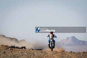 2024-01-16 - 01 BENAVIDES LUCIANO (arg), Husqvarna Factory Racing, Husqvarna, Moto, action during the Stage 9 of the Dakar 2024 on January 16, 2024 between Hail and Al Ula, Saudi Arabia - DAKAR 2024 - STAGE 9 - RALLY - MOTORS