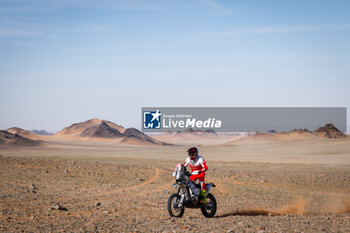 2024-01-16 - 16 DUMONTIER Romain (fra), Team Dumontier Racing, Husqvarna, Moto, FIM W2RC, action during the Stage 9 of the Dakar 2024 on January 16, 2024 between Hail and Al Ula, Saudi Arabia - DAKAR 2024 - STAGE 9 - RALLY - MOTORS