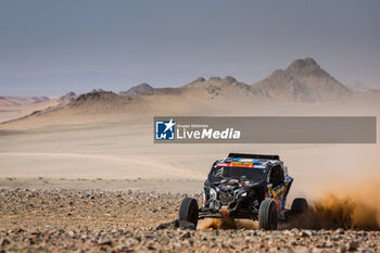 2024-01-16 - 301 CONTARDO Francisco Lopez (chi), LATRACH VINAGRE Juan Pablo (chl), Can-Am Factory Racing Team, Can-Am Maverick XRS Turbo, FIA Challenger, action during the Stage 9 of the Dakar 2024 on January 16, 2024 between Hail and Al Ula, Saudi Arabia - DAKAR 2024 - STAGE 9 - RALLY - MOTORS
