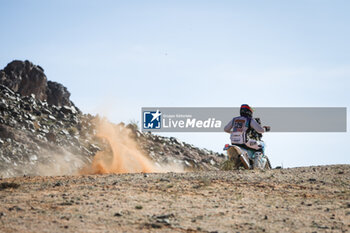 2024-01-16 - 129 HERBET Sébastien (fra), Team Dumontier Racing, Husqvarna, Moto, action during the Stage 9 of the Dakar 2024 on January 16, 2024 between Hail and Al Ula, Saudi Arabia - DAKAR 2024 - STAGE 9 - RALLY - MOTORS