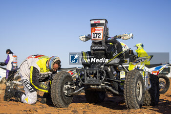 2024-01-17 - GIROUD Alexandre (fra), Yamaha Racing - SMX - Drag'On, Yamaha, Quad, FIM W2RC, portrait during the Stage 10 of the Dakar 2024 on January 17, 2024 around Al Ula, Saudi Arabia - DAKAR 2024 - STAGE 10 - RALLY - MOTORS
