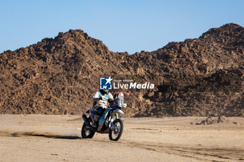2024-01-18 - 129 HERBET Sébastien (fra), Team Dumontier Racing, Husqvarna, Moto, action during the Stage 11 of the Dakar 2024 on January 18, 2024 between Al Ula and Yanbu, Saudi Arabia - DAKAR 2024 - STAGE 11 - RALLY - MOTORS
