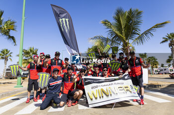 2024-01-19 - Monster Energy Honda Team, Team celebration, Motul, FIM W2RC, action during the Final Podium of the Dakar 2024 on January 19, 2024 in Yanbu, Saudi Arabia - DAKAR 2024 - FINAL PODIUM - RALLY - MOTORS