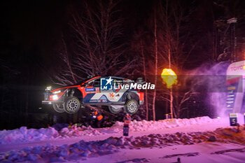 2024-02-15 - The Driver Ott Tanak (Est) and Martin Jarveoja (Est) Of Hyundai Shell Mobis World Rally Team, Hyundaii20 N Rally1 Hybrid,They Face In Ss1 During Fia World Rally Championship Wrc Rally Sweden 2024 15 February , Umea Sweden - FIA WORLD RALLY CHAMPIONSHIP WRC RALLY SWEDEN 2024 - RALLY - MOTORS