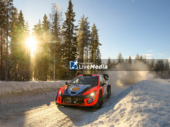 2024-02-18 - The Driver Thierry Neuville And Co-Driver Martijn Wydaeghe Of The Team Hyundai Shell Mobis World Rally Team,Hyundai I20 N Rally1 Hybrid,They Face Third Day Of The Race,Compete During Fia World Rally Championship Wrc Rally Sweden 2024 18 February , Umea Sweden - FIA WORLD RALLY CHAMPIONSHIP WRC RALLY SWEDEN 2024  - RALLY - MOTORS