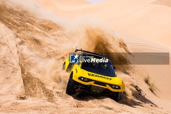 2024-02-24 - 212 BAUMGART Marcos (BRA), CINCEA Kleber (BRA), X Rally Team Motorsports, Prodrive Hunter, FIA W2RC, action during the Pre-Event Test Location of the 2024 Abu Dhabi Desert Challenge, from February 24 to 25, 2024 in Tilal Swaihan, United Arab Emirates - W2RC - ABU DHABI DESERT CHALLENGE 2024 - RALLY - MOTORS