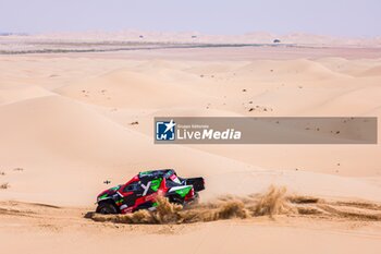 2024-02-24 - 209 AL RAJHI Yazeed (SAU), GOTTSCHALK Timo (DEU), Overdrive Racing, Toyota Hilux Overdrive, FIA W2RC, action during the Pre-Event Test Location of the 2024 Abu Dhabi Desert Challenge, from February 24 to 25, 2024 in Tilal Swaihan, United Arab Emirates - W2RC - ABU DHABI DESERT CHALLENGE 2024 - RALLY - MOTORS