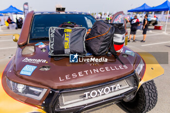 2024-02-25 - 202 CHICHERIT Guerlain (FRA), WINOCQ Alexandre (FRA), Overdrive Racing Toyota Hilux Overdrive, FIA W2RC, ambiance during the Scrutineering of the 2024 Abu Dhabi Desert Challenge, on February 25, 2024 in Abu Dhabi, United Arab Emirates - W2RC - ABU DHABI DESERT CHALLENGE 2024 - RALLY - MOTORS