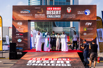 2024-02-26 - 312 KLAASSEN Puck (NLD), SANZ Augusto (ARG), Taurus B.V., Taurus T3 MAX, ambiance during the starting podium of the 2024 Abu Dhabi Desert Challenge, on February 26, 2024 in Abu Dhabi, United Arab Emirates - W2RC - ABU DHABI DESERT CHALLENGE 2024 - RALLY - MOTORS
