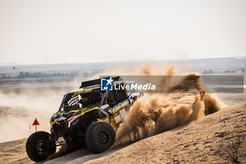 2024-02-26 - 304 JONES Austin (USA), MENA Oriol (ESP), Can-Am Factory Team, Can-Am Maverick, FIA W2RC, action during the Prologue of the 2024 Abu Dhabi Desert Challenge, on February 26, 2024 in Al Dhannah, United Arab Emirates - W2RC - ABU DHABI DESERT CHALLENGE 2024 - RALLY - MOTORS