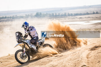 2024-02-26 - 48 MUSTAD Axel (NOR), HT Rally Raid, Husqvarna FR 450 Rally, action during the Prologue of the 2024 Abu Dhabi Desert Challenge, on February 26, 2024 in Al Dhannah, United Arab Emirates - W2RC - ABU DHABI DESERT CHALLENGE 2024 - RALLY - MOTORS