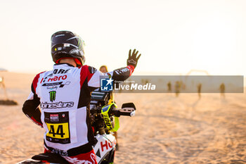 2024-02-27 - 44 MARE Aaron (ZAF), Srg Motorsports, KTM 450 Rally Replica, FIM W2RC, ambiance during the Stage 1 of the 2024 Abu Dhabi Desert Challenge, on February 27, 2024 in Al Dhannah, United Arab Emirates - W2RC - ABU DHABI DESERT CHALLENGE 2024 - RALLY - MOTORS