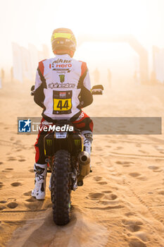 2024-02-27 - 44 MARE Aaron (ZAF), Srg Motorsports, KTM 450 Rally Replica, FIM W2RC, ambiance during the Stage 1 of the 2024 Abu Dhabi Desert Challenge, on February 27, 2024 in Al Dhannah, United Arab Emirates - W2RC - ABU DHABI DESERT CHALLENGE 2024 - RALLY - MOTORS