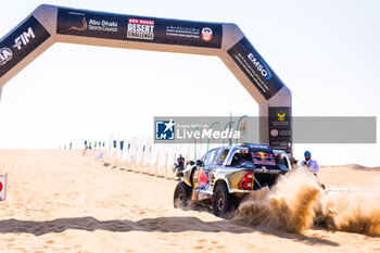 2024-02-27 - 201 DE MEVIUS Guillaume (BEL), PANSERI Xavier (FRA), Overdrive Racing, Toyota Hilux Overdrive, FIA W2RC, action during the Stage 1 of the 2024 Abu Dhabi Desert Challenge, on February 27, 2024 in Al Dhannah, United Arab Emirates - W2RC - ABU DHABI DESERT CHALLENGE 2024 - RALLY - MOTORS