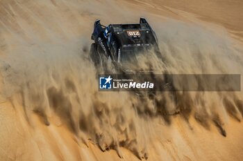 2024-02-27 - 210 YACOPINI Juan Cruz (ARG), OLIVERAS Dani (ESP), Overdrive Racing, Toyota Hilux Overdrive, FIA W2RC, action during the Prologue of the 2024 Abu Dhabi Desert Challenge, on February 26, 2024 in Al Dhannah, United Arab Emirates - W2RC - ABU DHABI DESERT CHALLENGE 2024 - RALLY - MOTORS