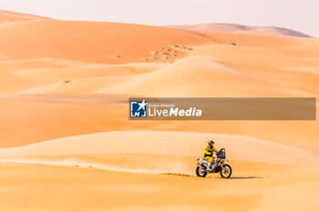 2024-02-28 - 33 BRABEC Jan (CZE), Strojrent Racing, KTM 450 Rally, FIM W2RC, action during the Stage 2 of the 2024 Abu Dhabi Desert Challenge, on February 28, 2024 between Al Dhannah and Mzeer’ah, United Arab Emirates - W2RC - ABU DHABI DESERT CHALLENGE 2024 - RALLY - MOTORS