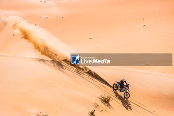 2024-02-28 - 68 PUREVDORJ Murun (MNG), KTM 450 EXC, action during the Stage 2 of the 2024 Abu Dhabi Desert Challenge, on February 28, 2024 between Al Dhannah and Mzeer’ah, United Arab Emirates - W2RC - ABU DHABI DESERT CHALLENGE 2024 - RALLY - MOTORS