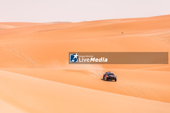 2024-02-28 - 203 MORAES Lucas (BRA), MONLEON Armand (ESP), Toyota Gazoo Racing, Toyota GR DKR Hilux, FIA W2RC, action during the Stage 2 of the 2024 Abu Dhabi Desert Challenge, on February 28, 2024 between Al Dhannah and Mzeer’ah, United Arab Emirates - W2RC - ABU DHABI DESERT CHALLENGE 2024 - RALLY - MOTORS