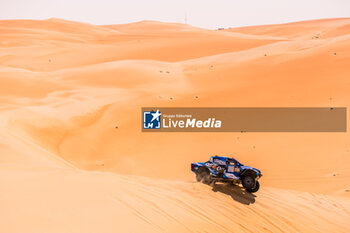 2024-02-28 - 215 BAUD Lionel (FRA), BAUD Lucie (FRA), Overdrive Racing, Toyota Hilux Overdrive, FIA W2RC, action during the Stage 2 of the 2024 Abu Dhabi Desert Challenge, on February 28, 2024 between Al Dhannah and Mzeer’ah, United Arab Emirates - W2RC - ABU DHABI DESERT CHALLENGE 2024 - RALLY - MOTORS