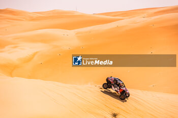 2024-02-28 - 408 FOURNIER Claude (FRA), GOUNON Serge (FRA), BRP Can-Am Maverick XRS TURBO RR, FIA W2RC, action during the Stage 2 of the 2024 Abu Dhabi Desert Challenge, on February 28, 2024 between Al Dhannah and Mzeer’ah, United Arab Emirates - W2RC - ABU DHABI DESERT CHALLENGE 2024 - RALLY - MOTORS