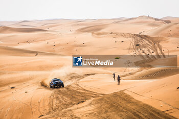 2024-02-29 - 215 BAUD Lionel (FRA), BAUD Lucie (FRA), Overdrive Racing, Toyota Hilux Overdrive, FIA W2RC, action during the Stage 3 of the 2024 Abu Dhabi Desert Challenge, on February 29, 2024 in Mzeer’ah, United Arab Emirates - W2RC - ABU DHABI DESERT CHALLENGE 2024 - RALLY - MOTORS