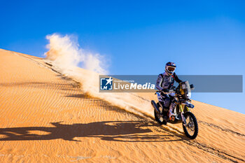 2024-03-01 - 76 LEPAN Jean-Loup (FRA), Duust Rally Team, KTM	450 Rally Replica, FIM W2RC, action during the Stage 4 of the 2024 Abu Dhabi Desert Challenge, on March 1, 2024 in Mzeer’ah, United Arab Emirates - W2RC - ABU DHABI DESERT CHALLENGE 2024 - RALLY - MOTORS