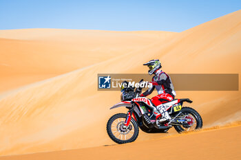 2024-03-01 - 44 MARE Aaron (ZAF), Srg Motorsports, KTM 450 Rally Replica, FIM W2RC, action during the Stage 4 of the 2024 Abu Dhabi Desert Challenge, on March 1, 2024 in Mzeer’ah, United Arab Emirates - W2RC - ABU DHABI DESERT CHALLENGE 2024 - RALLY - MOTORS