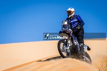 2024-03-01 - 67 MARTINEZ PARADES Rolando (PRY), Xraids Experience, KTM 450 Rally Factory Replica, FIM W2RC, action during the Stage 4 of the 2024 Abu Dhabi Desert Challenge, on March 1, 2024 in Mzeer’ah, United Arab Emirates - W2RC - ABU DHABI DESERT CHALLENGE 2024 - RALLY - MOTORS