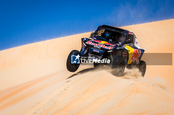 2024-03-01 - 306 GUTIERREZ Cristina (ESP), MORENO HUETE Pablo (ESP), Red Bull Off-Road Junior Team USA Presented By BFG, Taurus T3 MAX, action during the Stage 4 of the 2024 Abu Dhabi Desert Challenge, on March 1, 2024 in Mzeer’ah, United Arab Emirates - W2RC - ABU DHABI DESERT CHALLENGE 2024 - RALLY - MOTORS