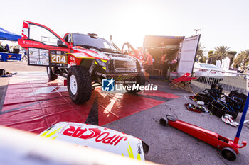 2024-03-01 - 204 PROKOP Martin (CZE), CHYTKA Viktor (CZE), Orlen Jipocar Team, Ford, Raptor RS Cross Country, FIA W2RC, ambiance during the Stage 4 of the 2024 Abu Dhabi Desert Challenge, on March 1, 2024 in Mzeer’ah, United Arab Emirates - W2RC - ABU DHABI DESERT CHALLENGE 2024 - RALLY - MOTORS